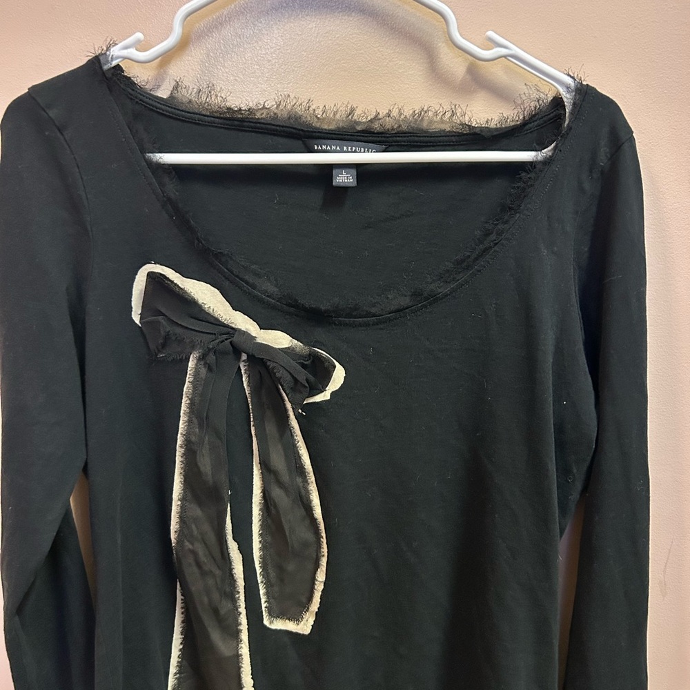 Banana Republic Black Long Sleeve Tie Front Blouse